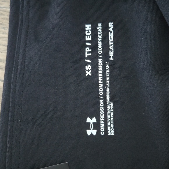 NWT Under Armour Compression high rise crop leggings sz xs bin e - Picture 4 of 6